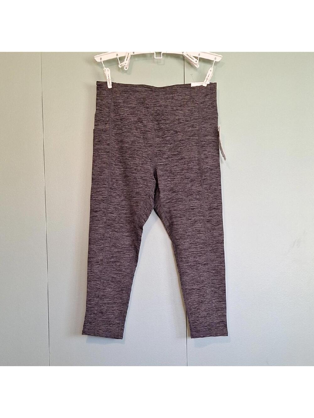 Nwt Gaiam Gray Capri Size Large